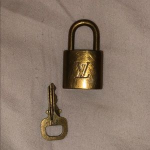 Louis Vuitton Spare 310 Lock with Key